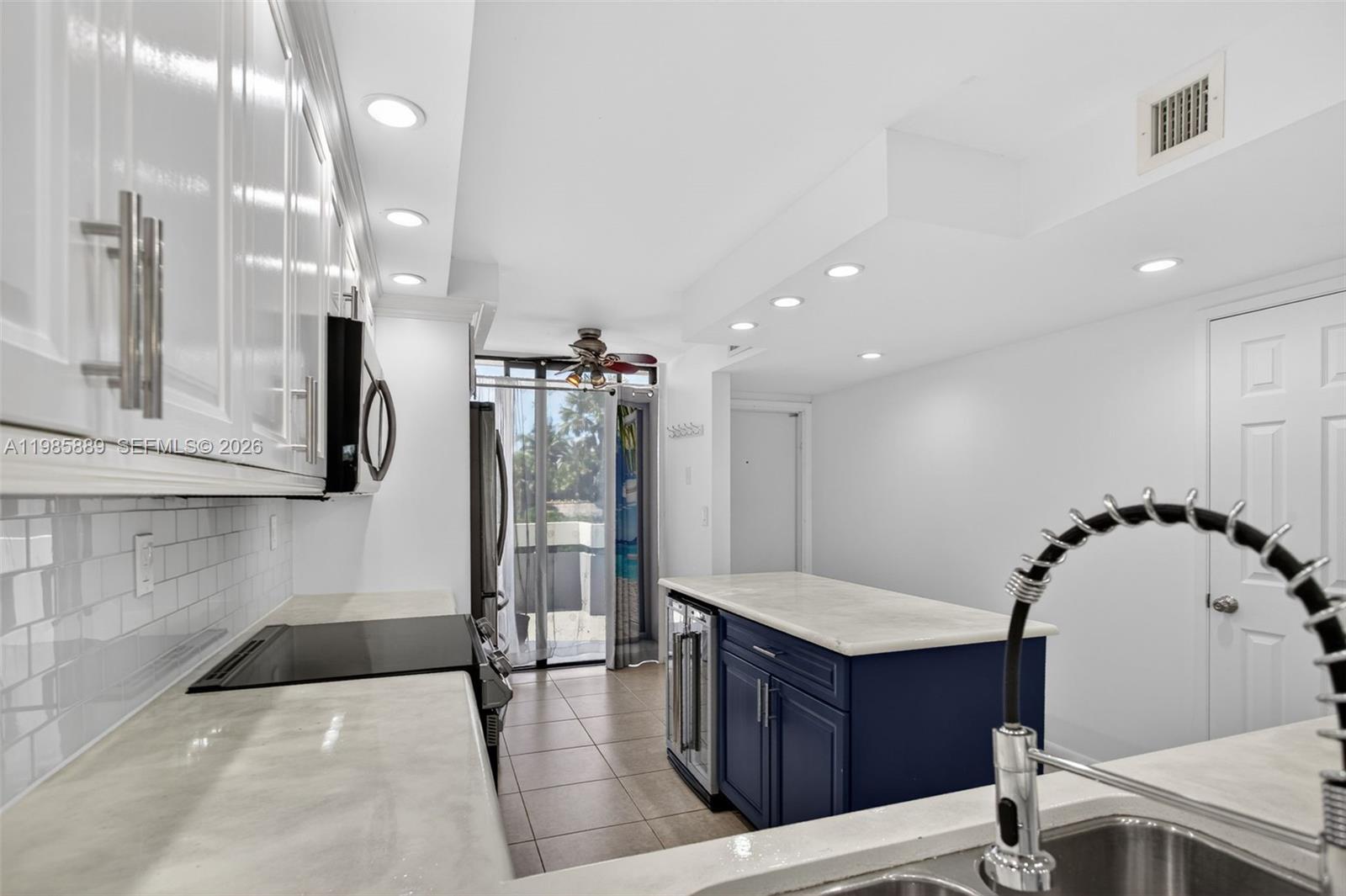 NOBEL POINT CONDO - Residential