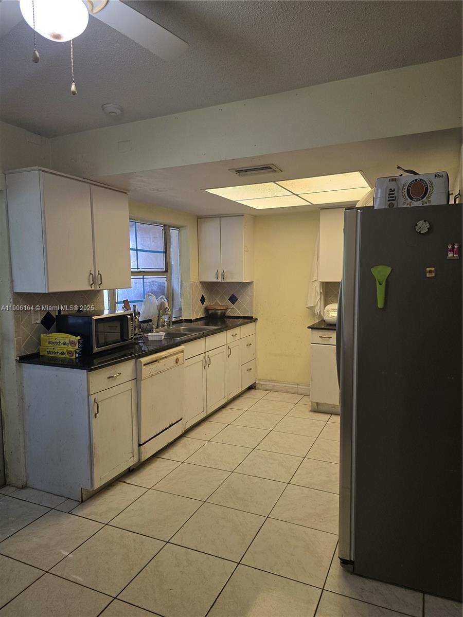 MAINLANDS OF TAMARAC LAKE - Residential