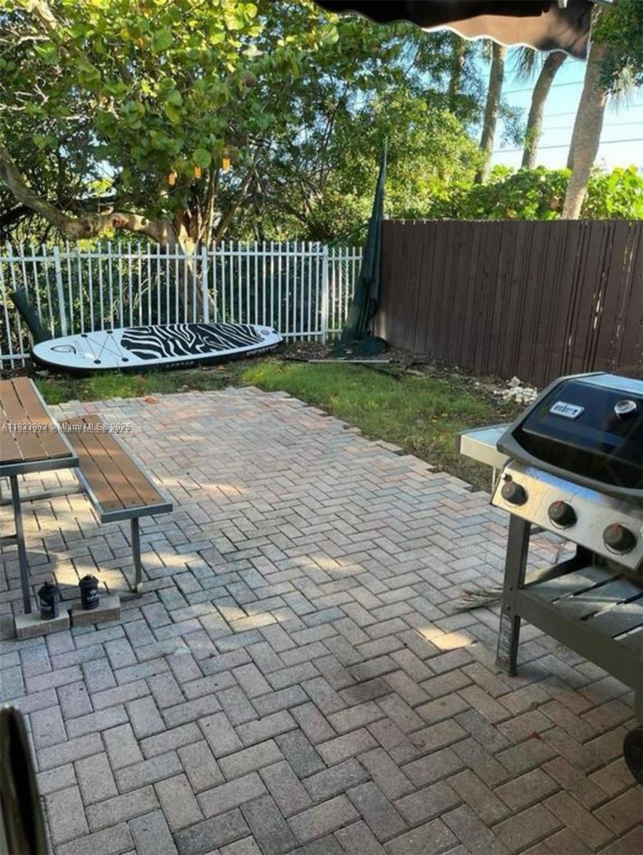 WEST LAKE VILLAGE PLAT - Residential