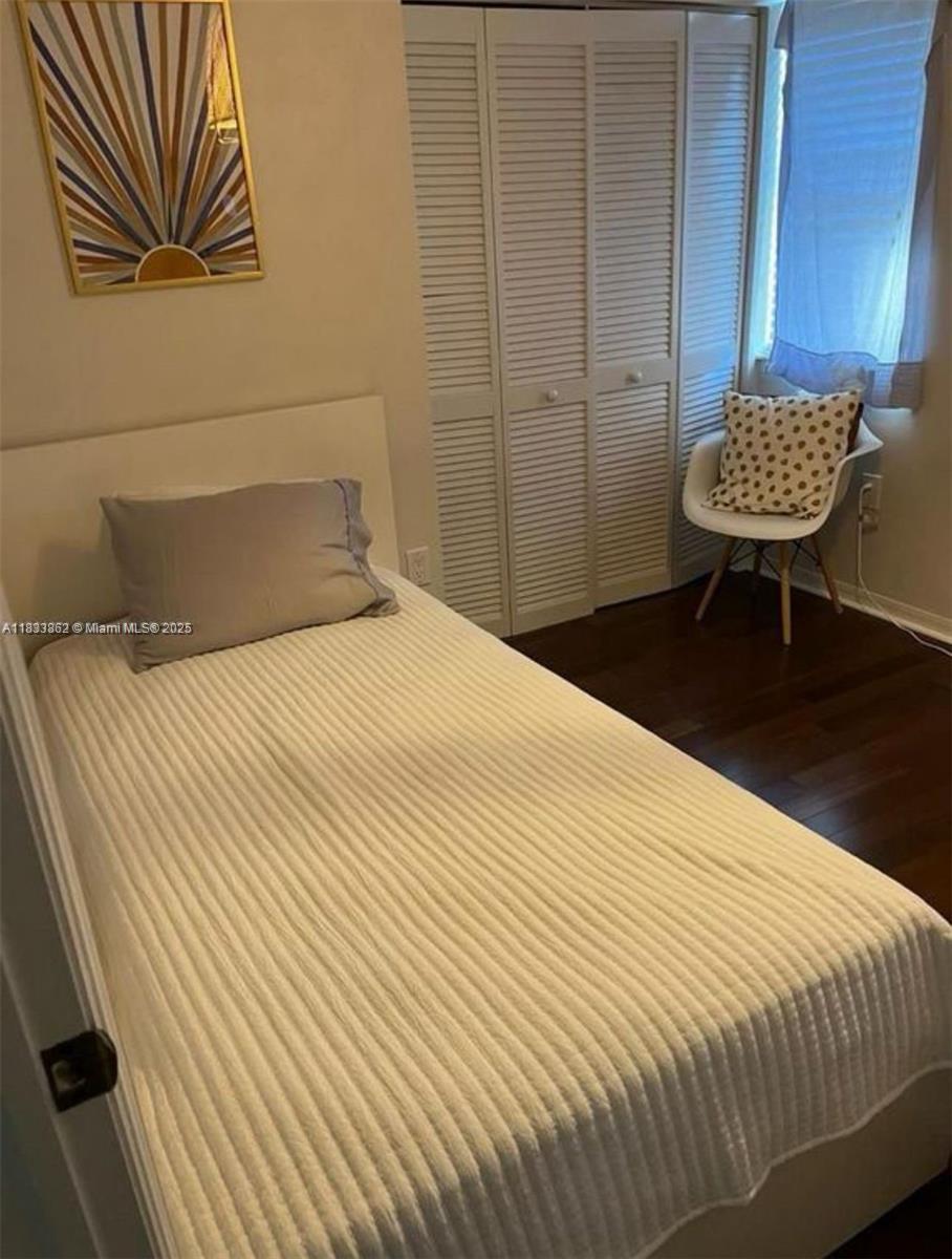 WEST LAKE VILLAGE PLAT - Residential