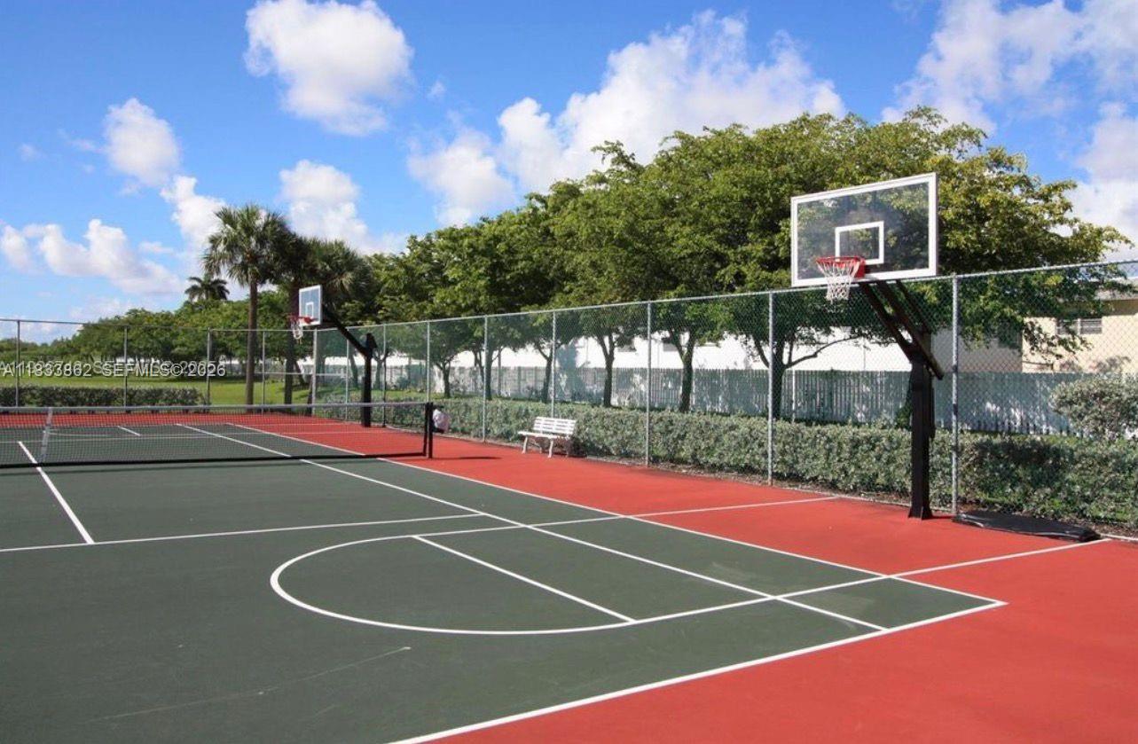 WEST LAKE VILLAGE PLAT - Residential