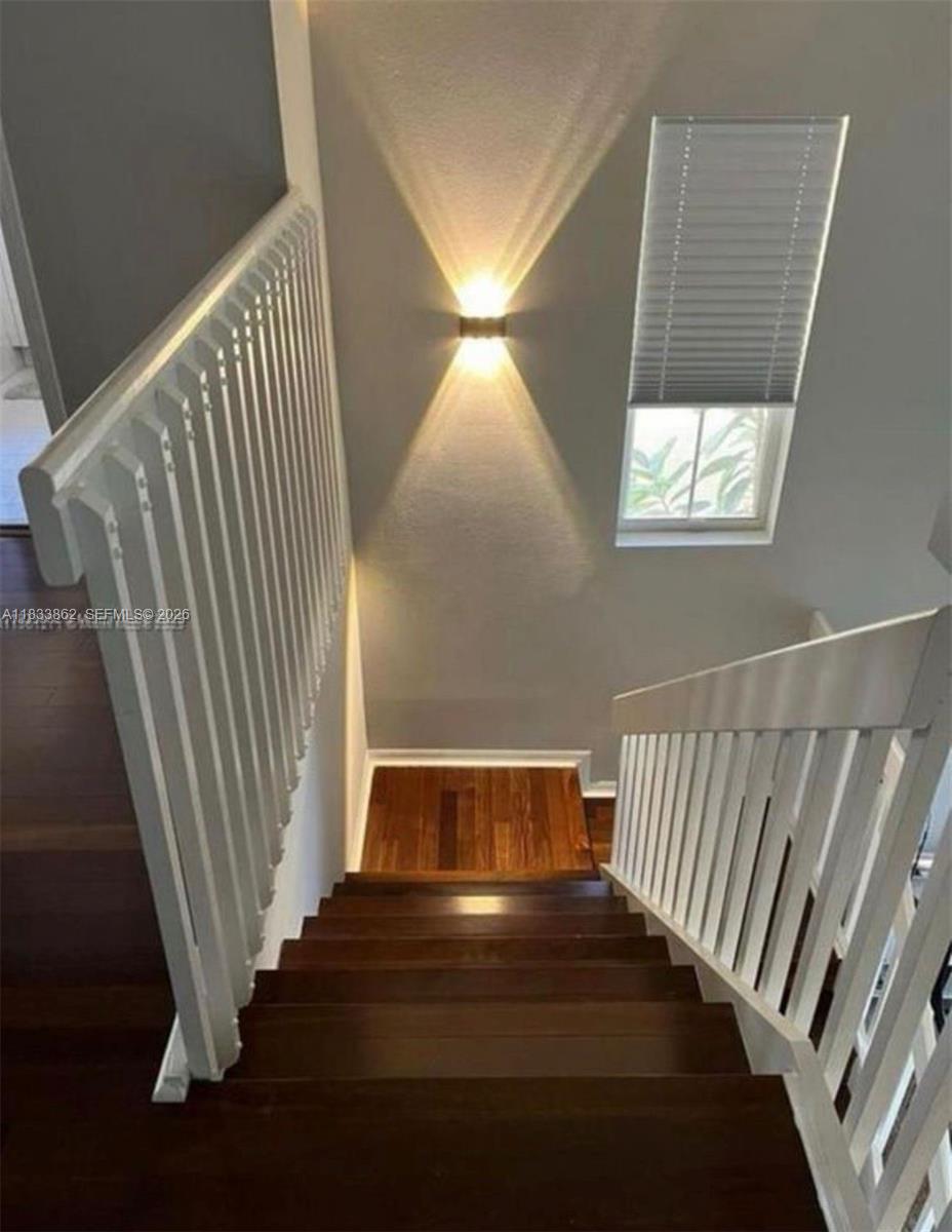 WEST LAKE VILLAGE PLAT - Residential