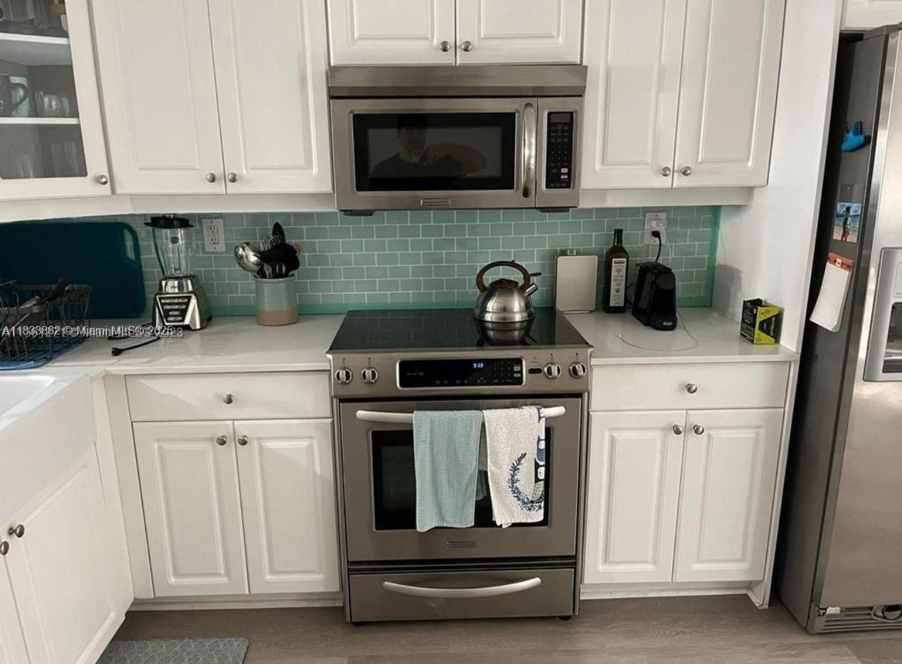 WEST LAKE VILLAGE PLAT - Residential