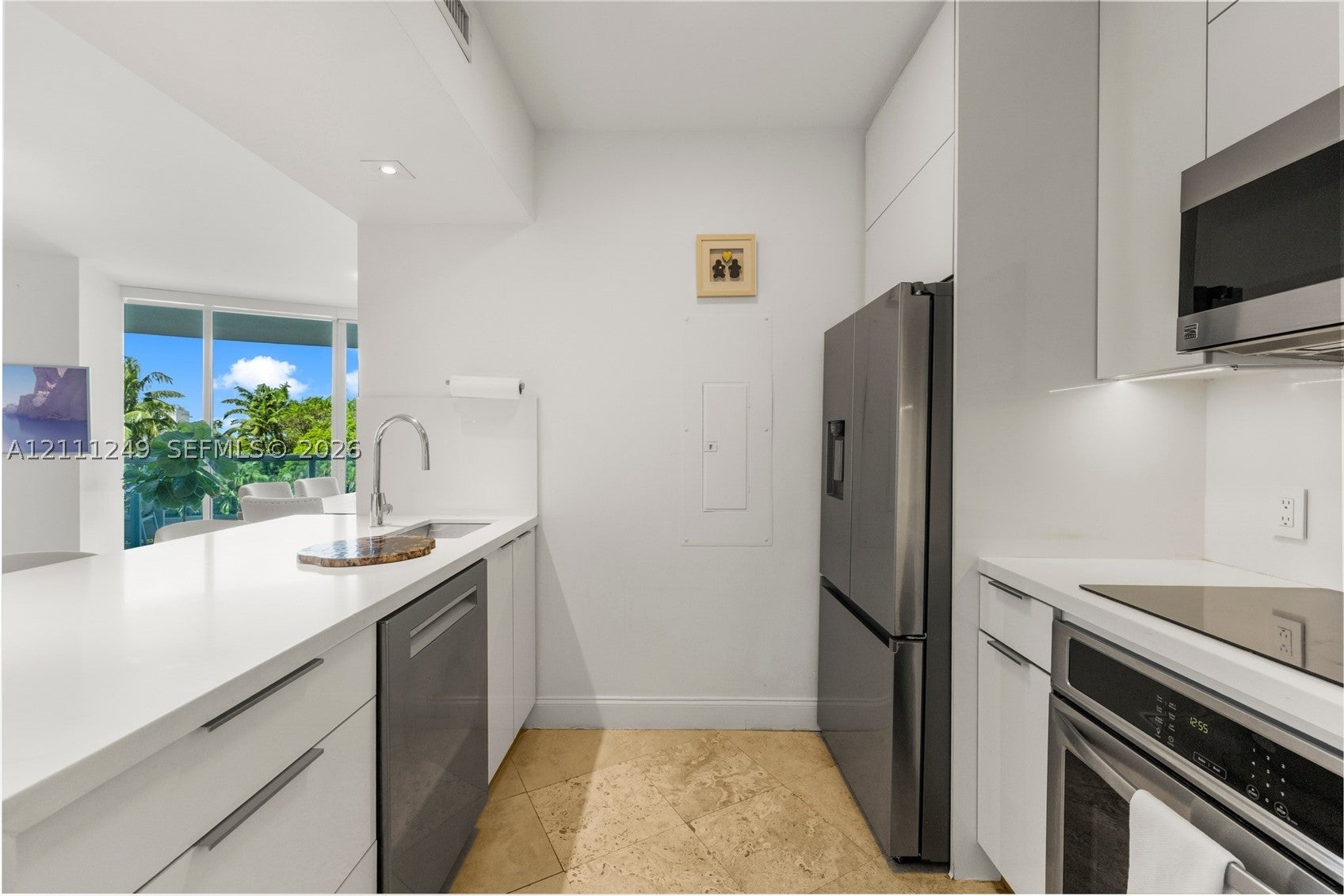 2127 Brickell Ave 706