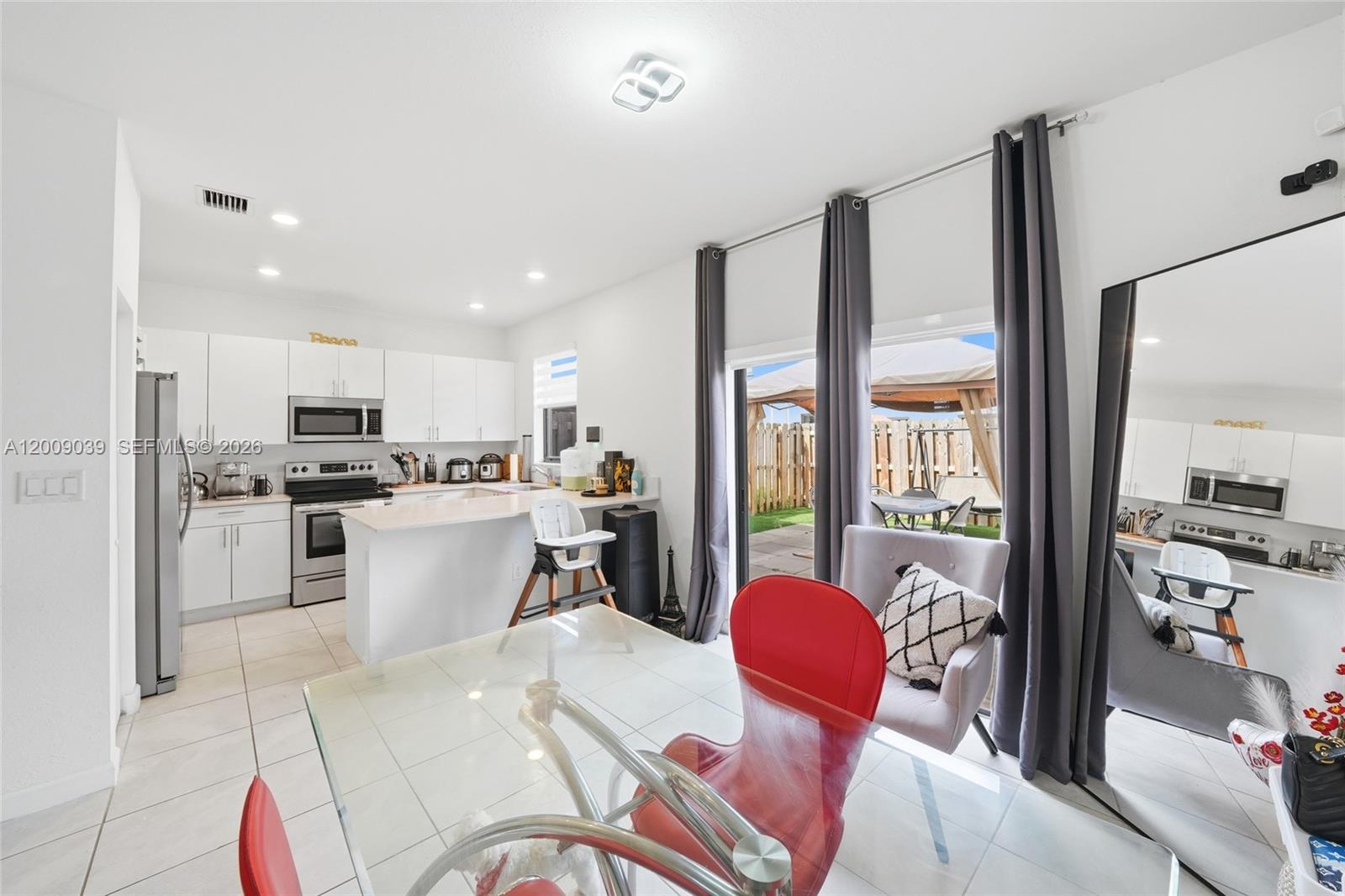 SILVER PALM RESIDENTIAL H - Residential