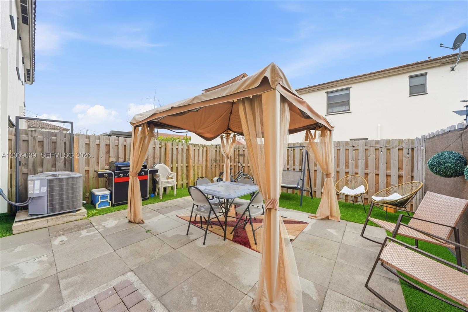 SILVER PALM RESIDENTIAL H - Residential