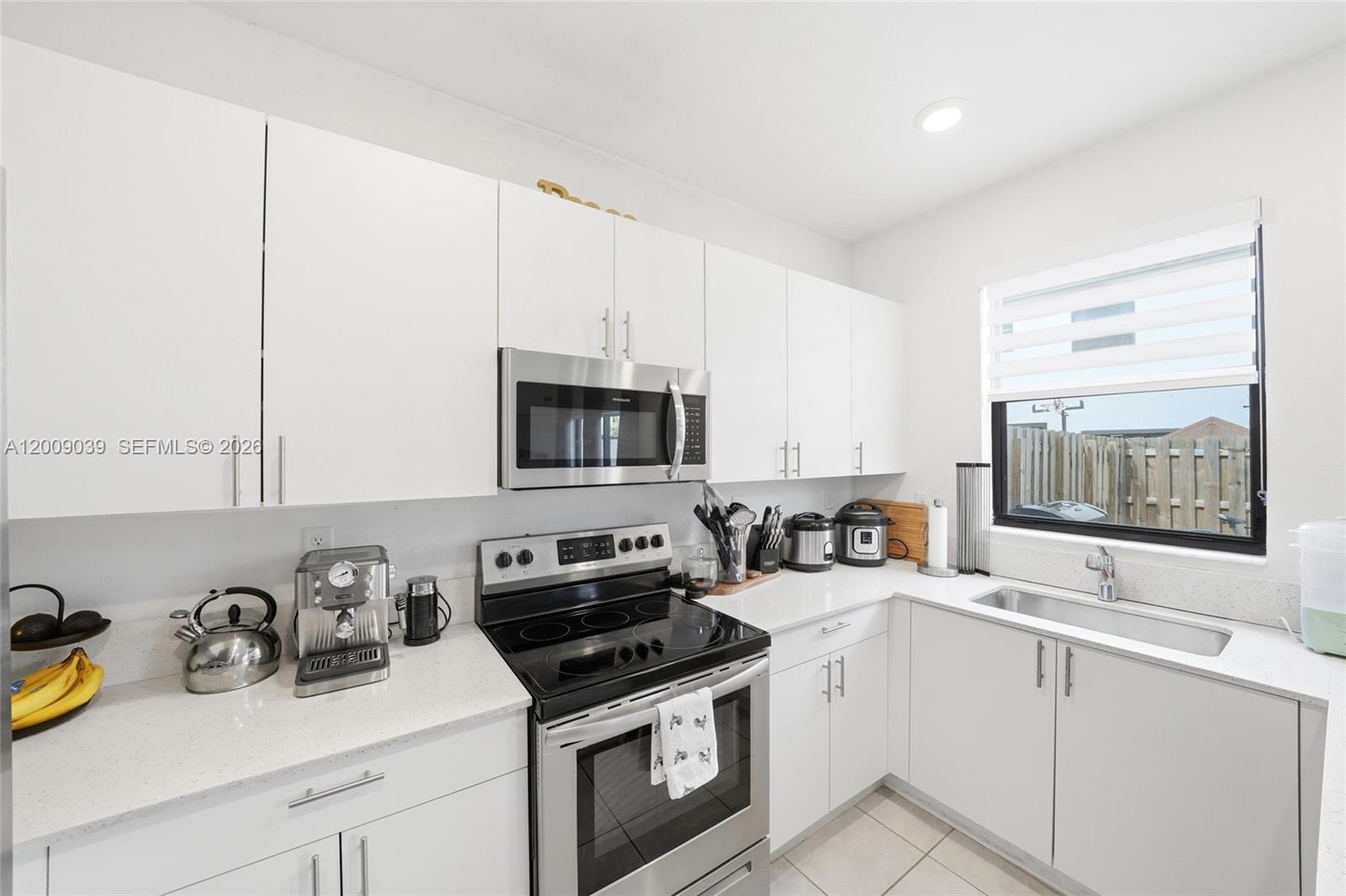 SILVER PALM RESIDENTIAL H - Residential