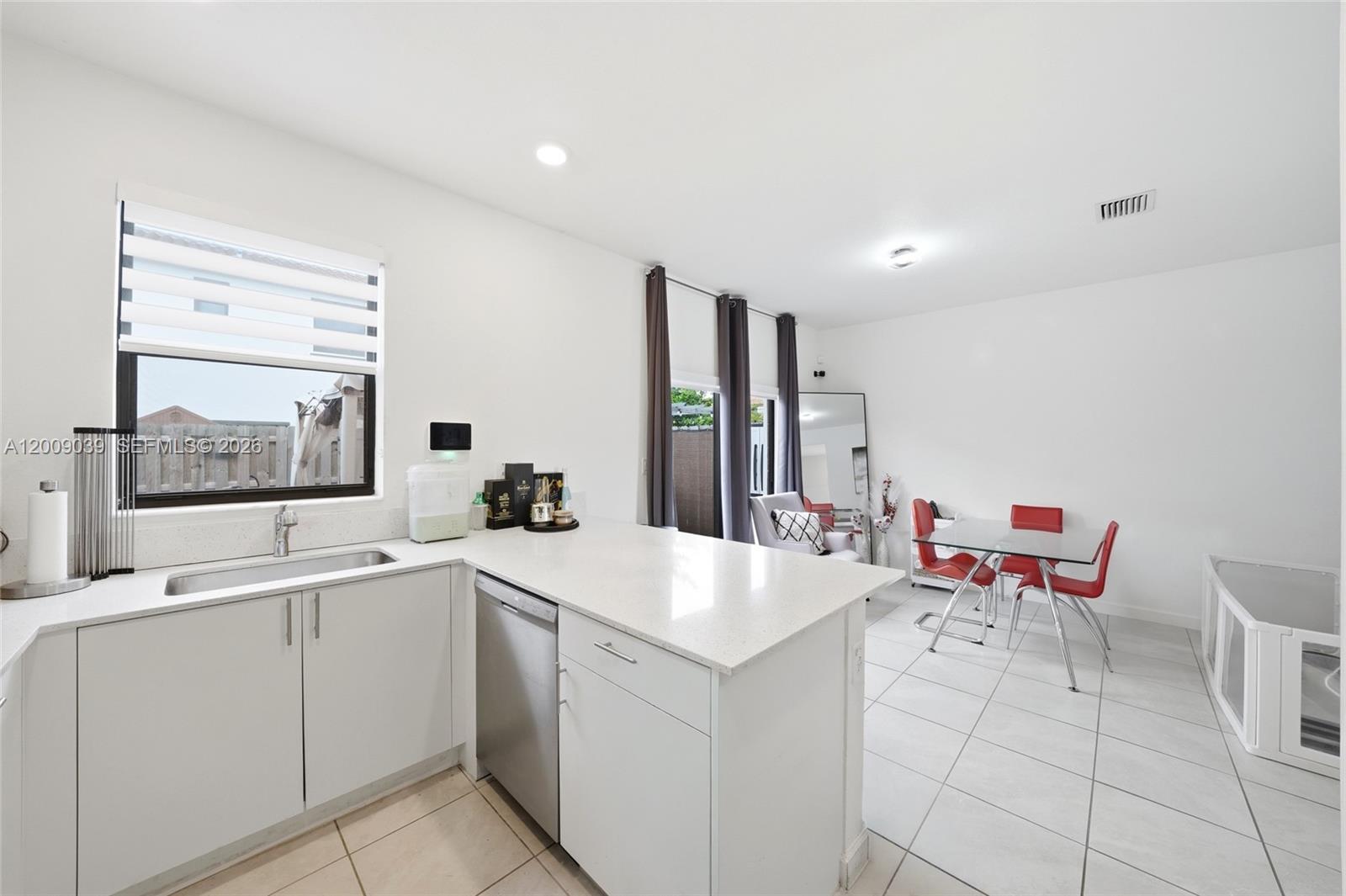 SILVER PALM RESIDENTIAL H - Residential