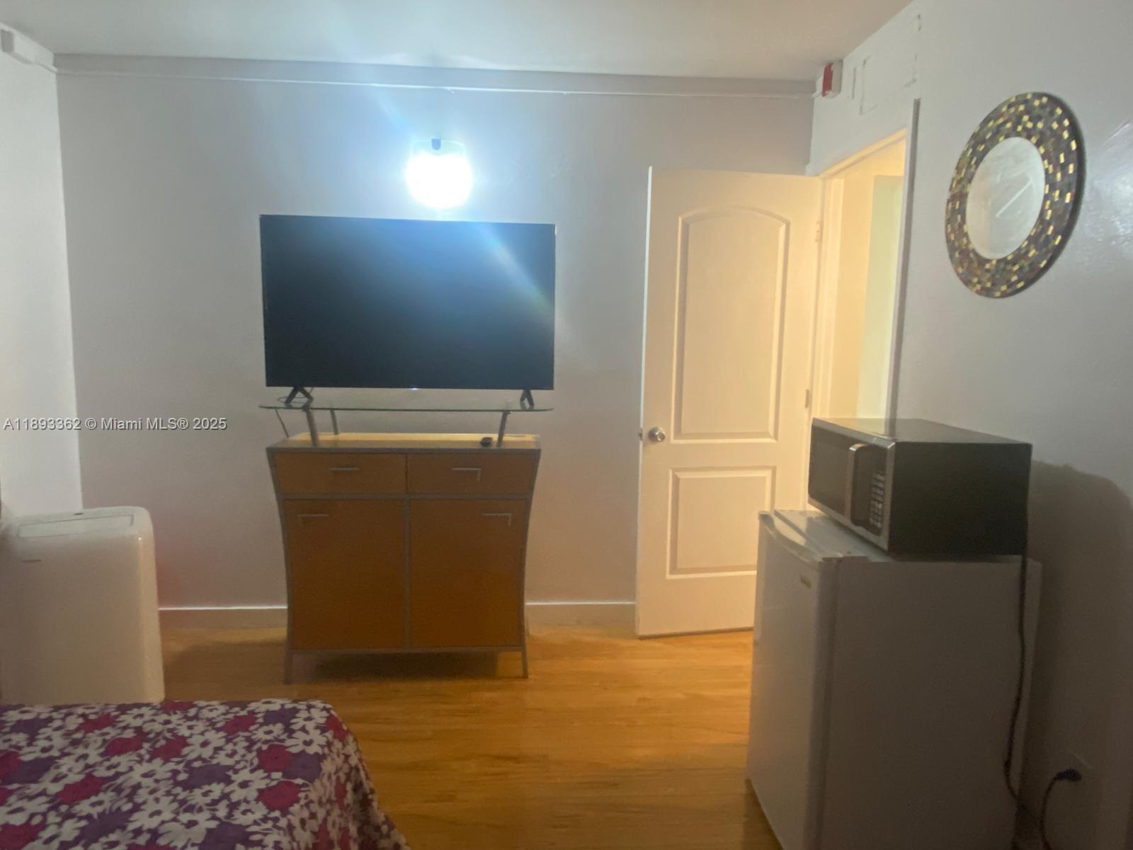 FIFTH HORIZONS CONDO - Residential Lease