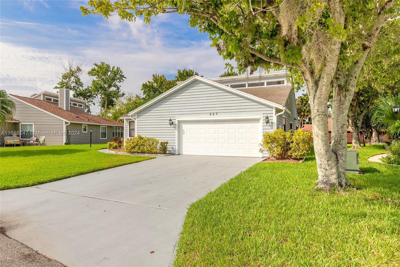 Pelican Bay Phase IV U II - Residential