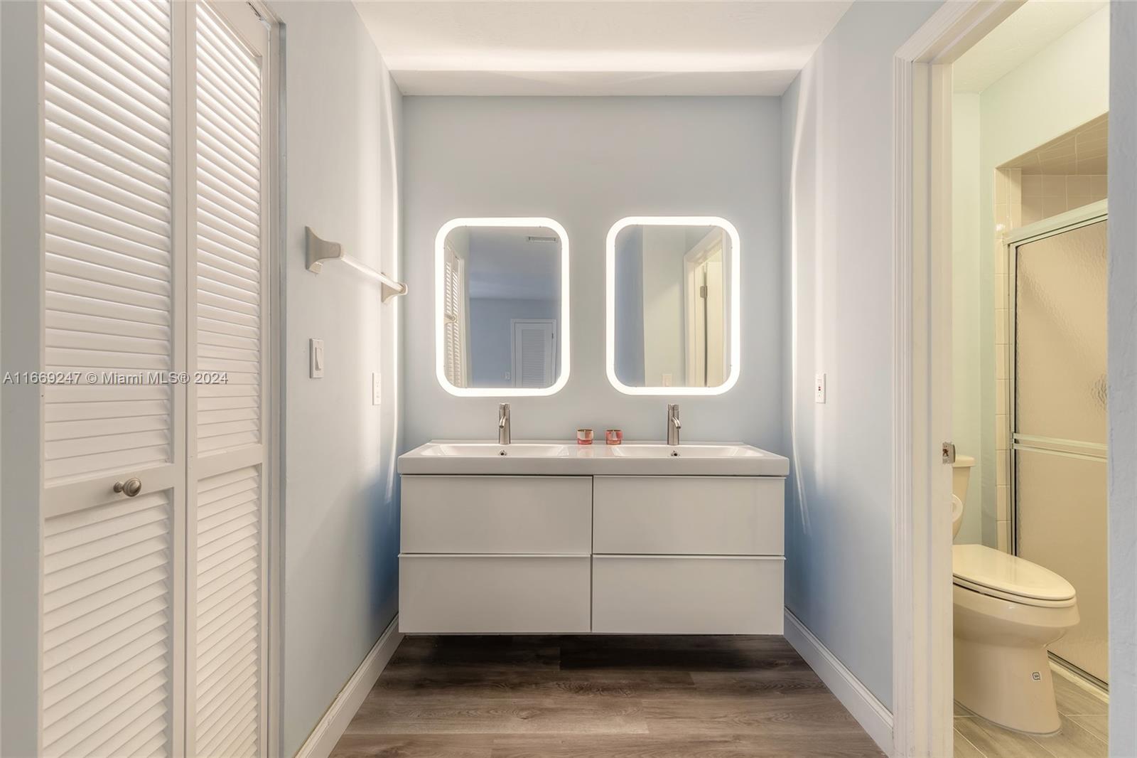 Pelican Bay Phase IV U II - Residential