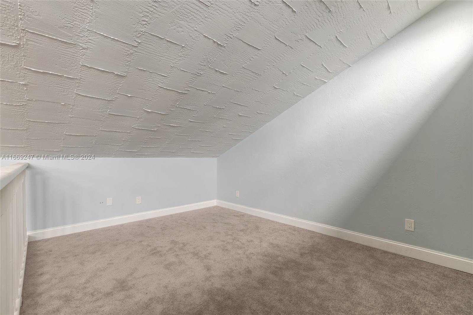 Pelican Bay Phase IV U II - Residential