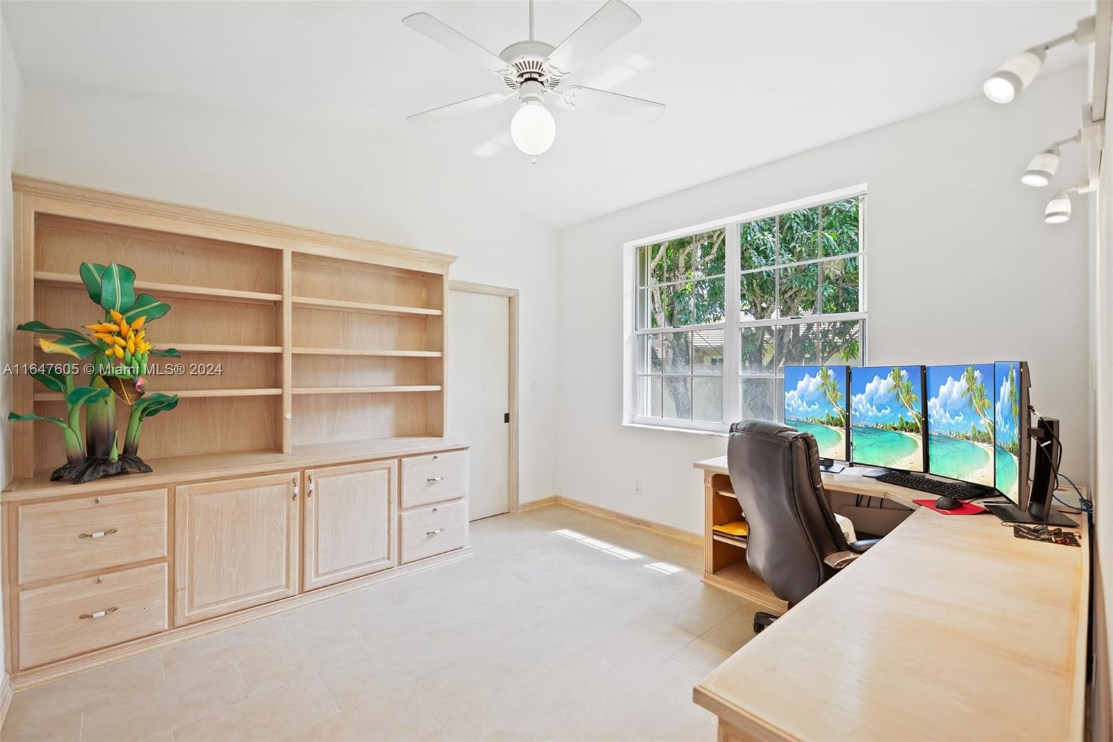 SHEAR GROVES - Residential