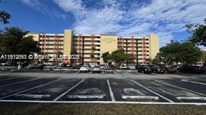 CASTILLIAN CLUB CONDO - Residential Lease