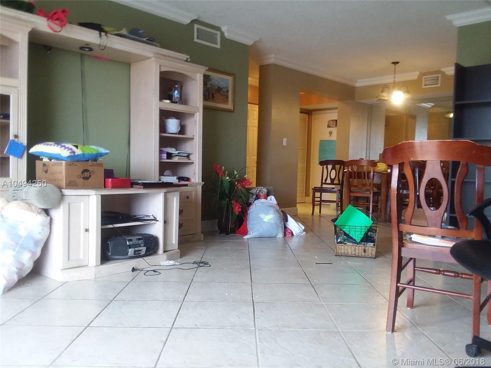 MAEDOWBROOK APTS 10 CONDO - Residential