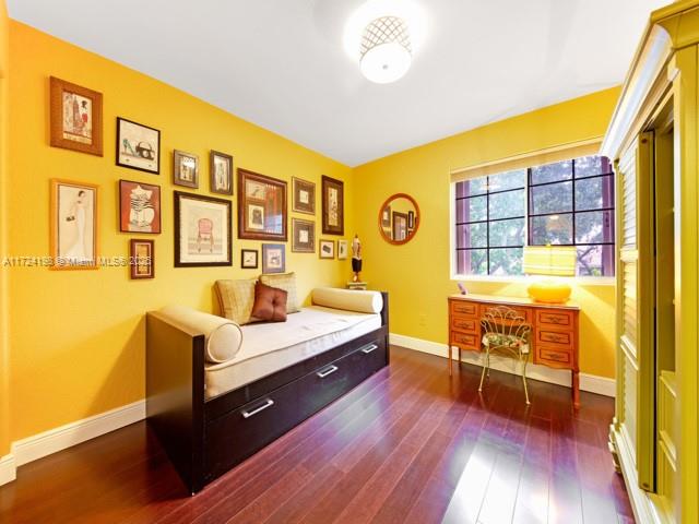 Sunset Springs - Residential