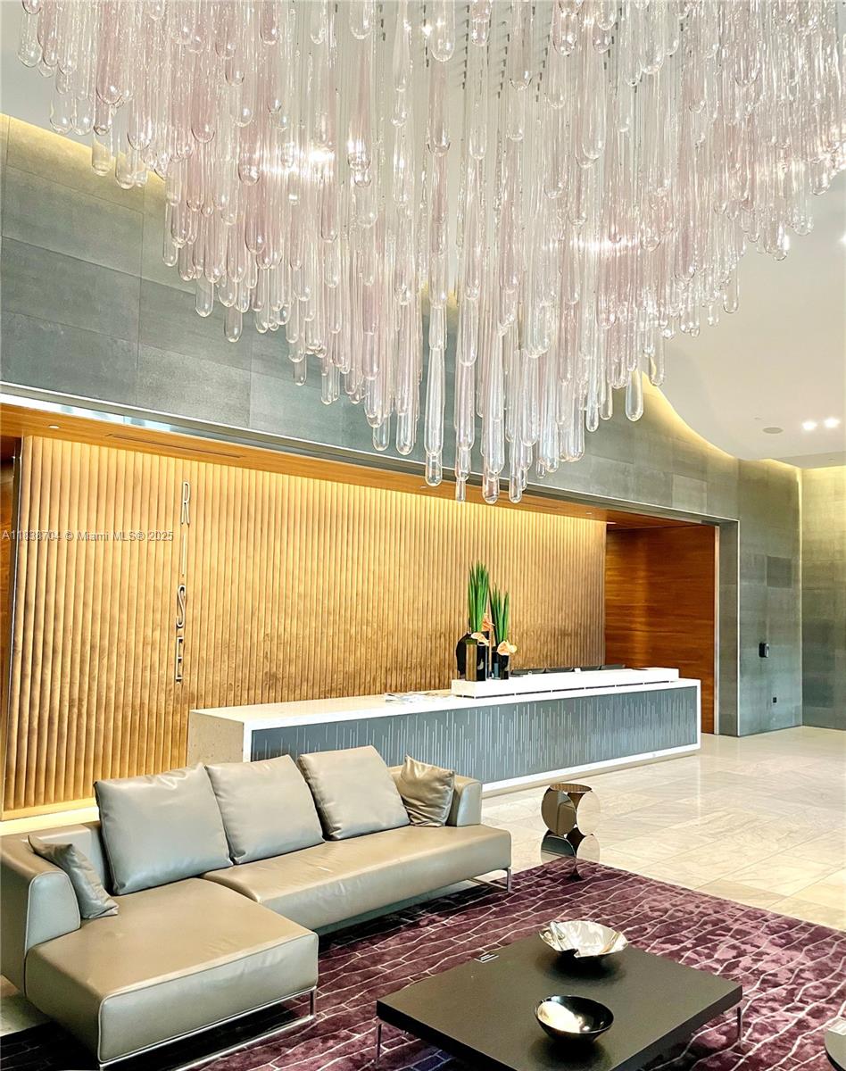 RISE CONDO - Residential