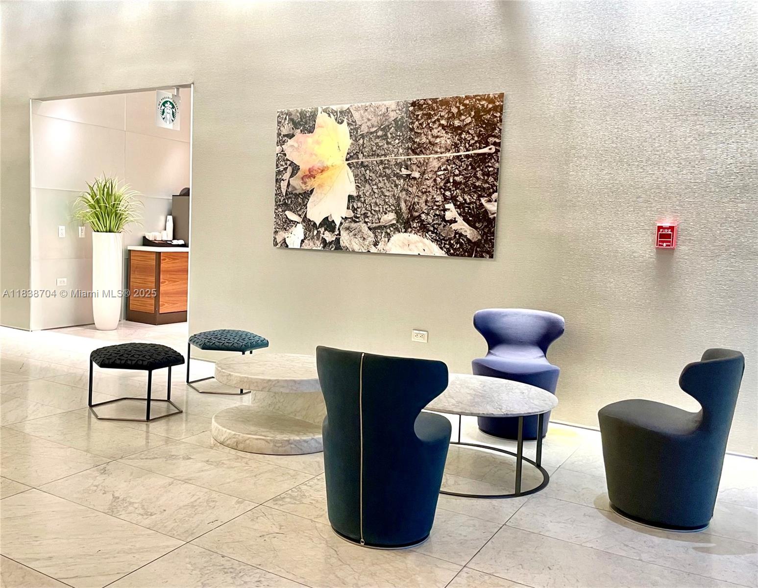 RISE CONDO - Residential