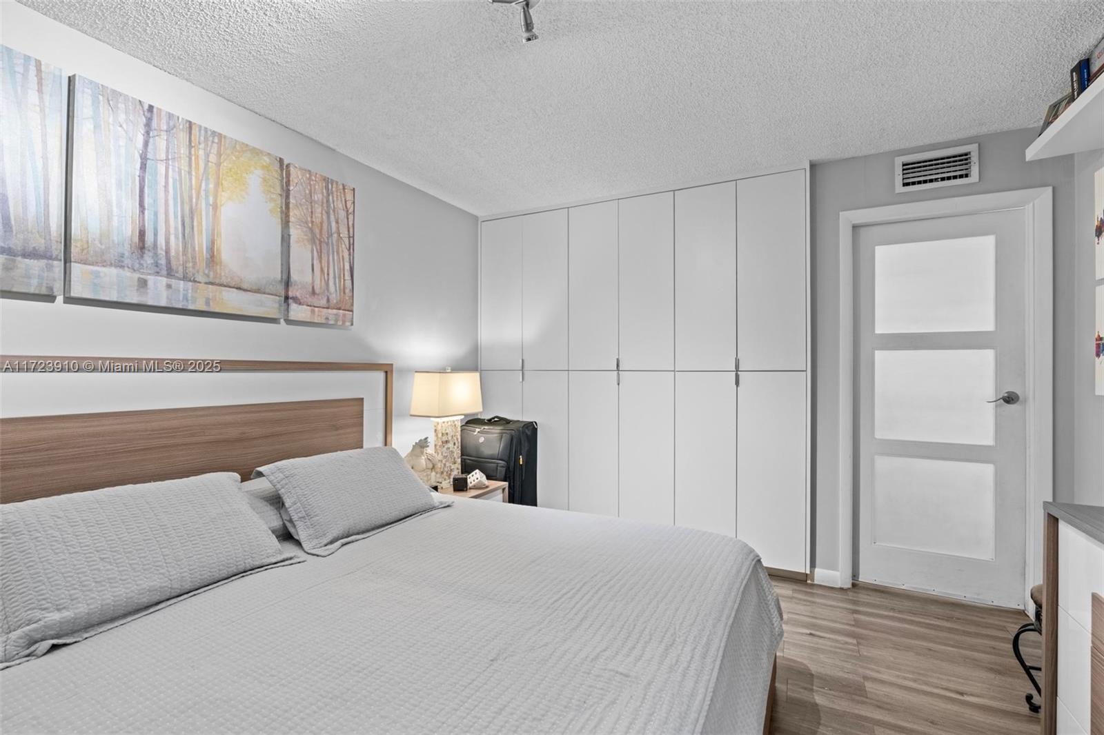 PINEBARK CONDO NO 2 - BLD - Residential