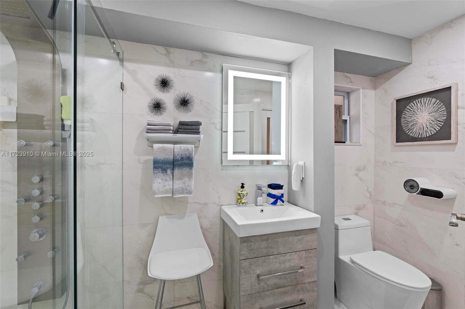 PINEBARK CONDO NO 2 - BLD - Residential