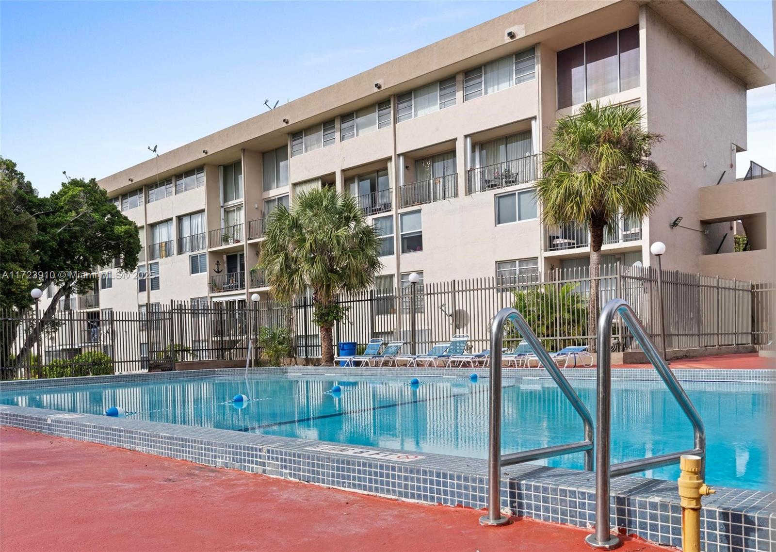 PINEBARK CONDO NO 2 - BLD - Residential