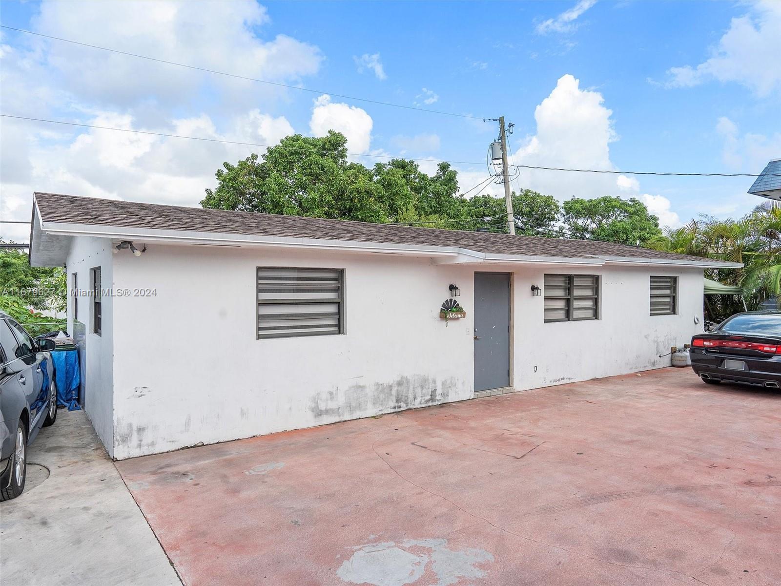 PALM AVE LAWNS REV PL - Residential