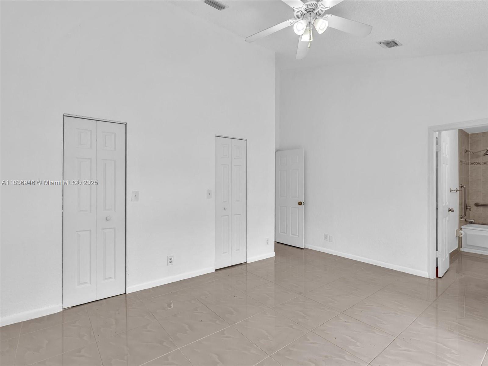 OAK LAKES - Residential