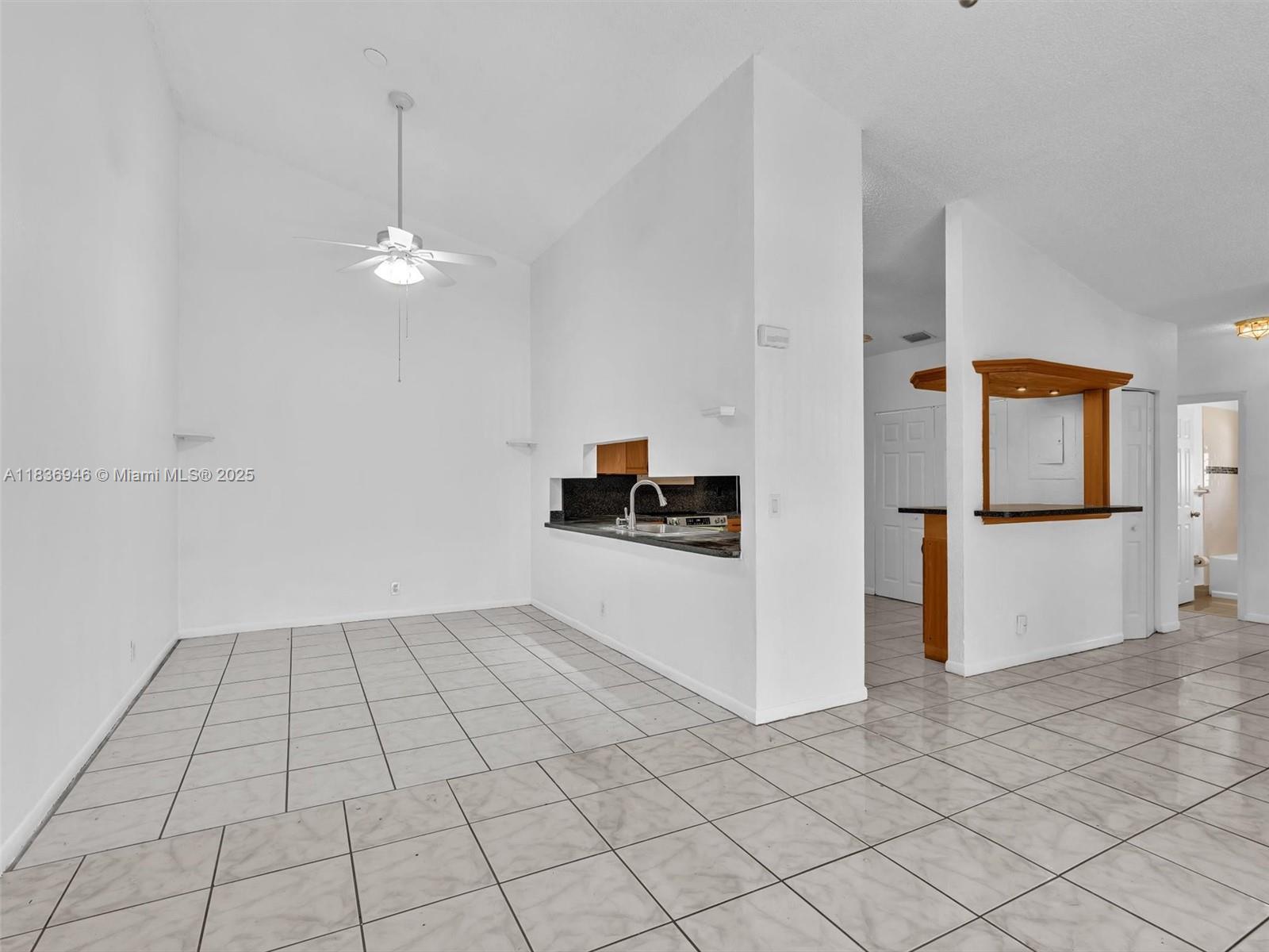 OAK LAKES - Residential