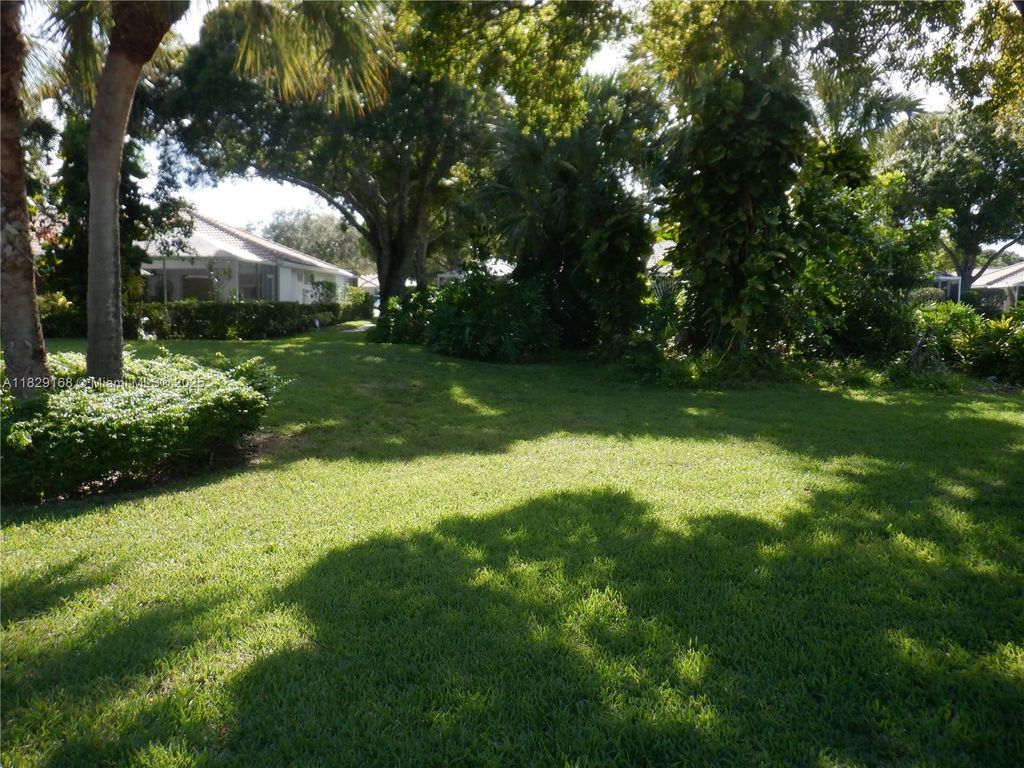 Photo of 5103 Water Oak Ct, Palm Beach Gardens, FL 33410 (MLS # A11829168)
