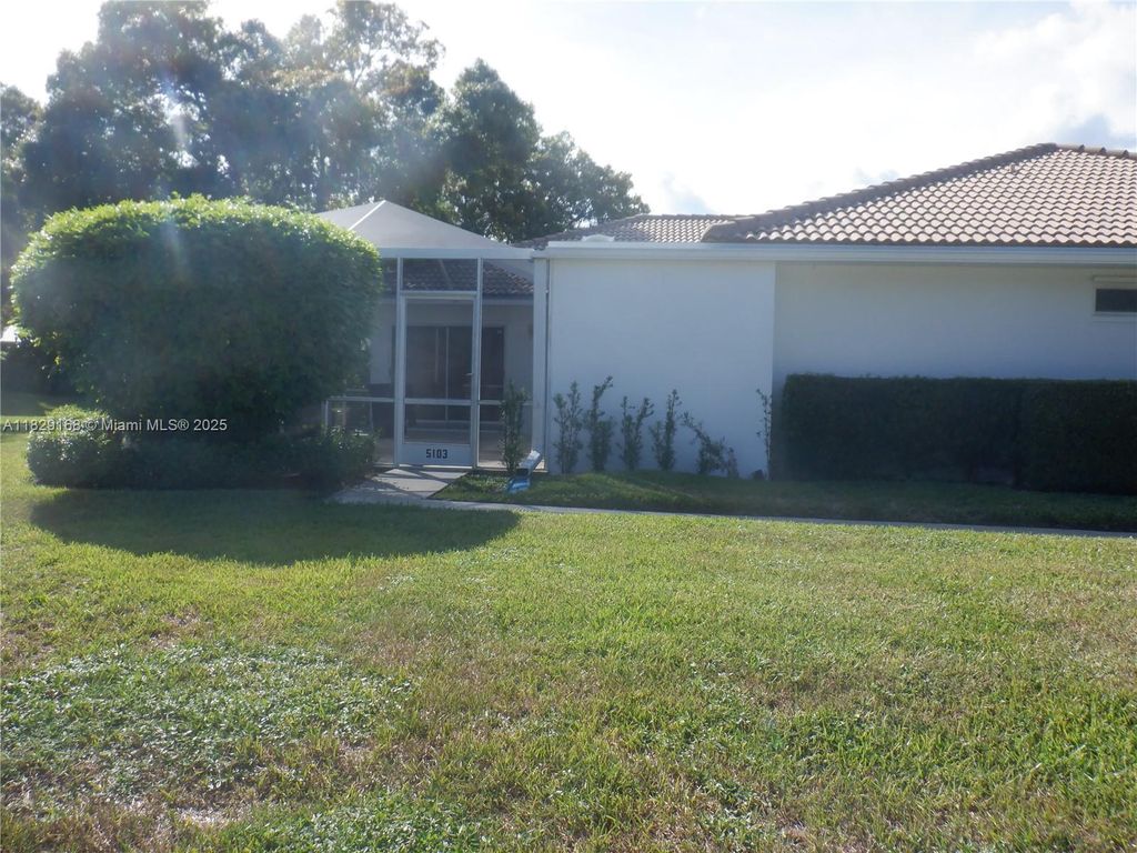 Photo of 5103 Water Oak Ct, Palm Beach Gardens, FL 33410 (MLS # A11829168)