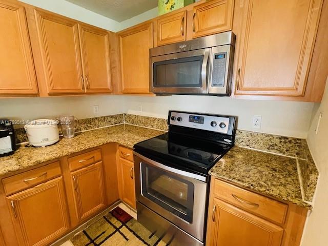 ROYAL WOODS CONDO - Residential
