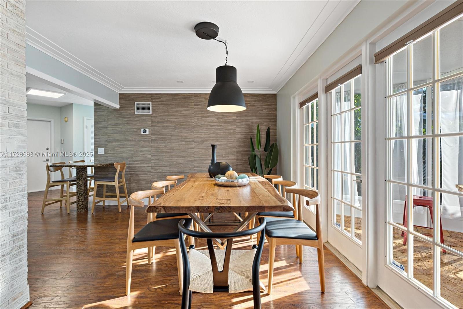 POMPANO ISLES SEC B - Residential Lease