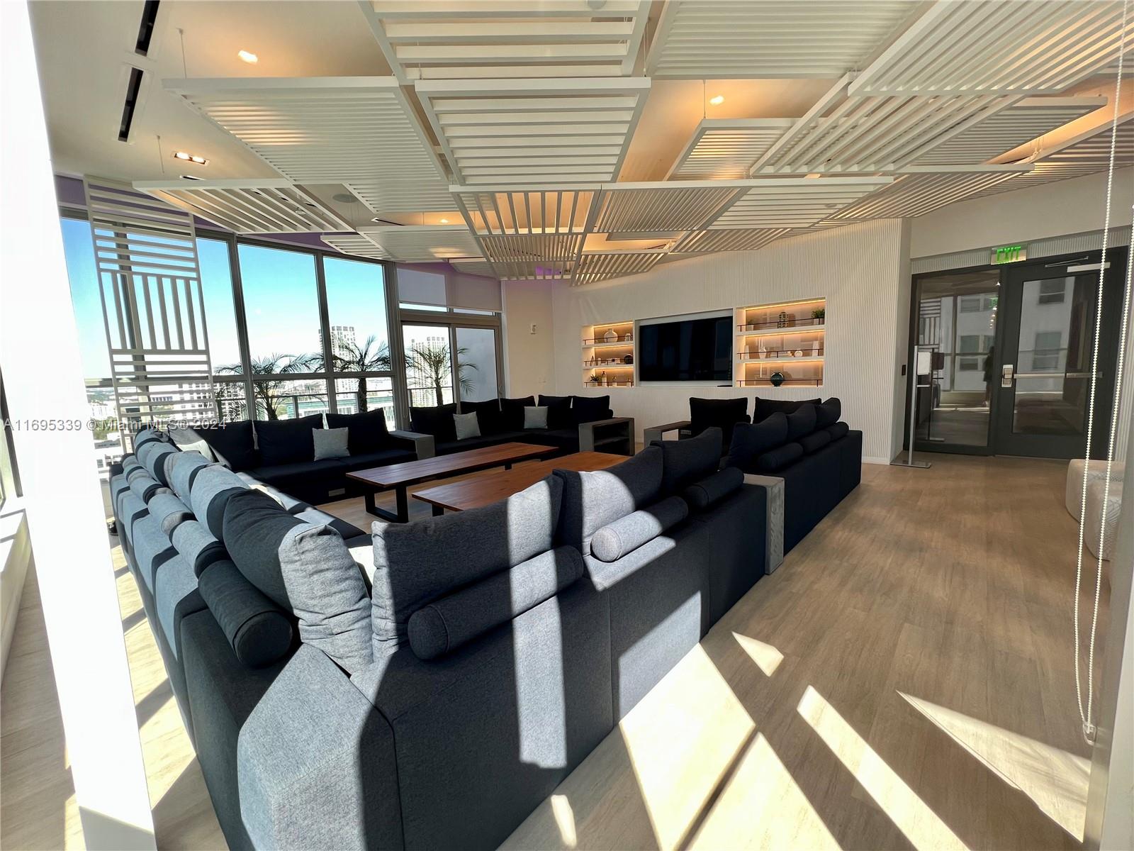 227 NE 2ND STREET CONDO - Residential