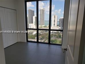 1600 NE 1st Ave 2007