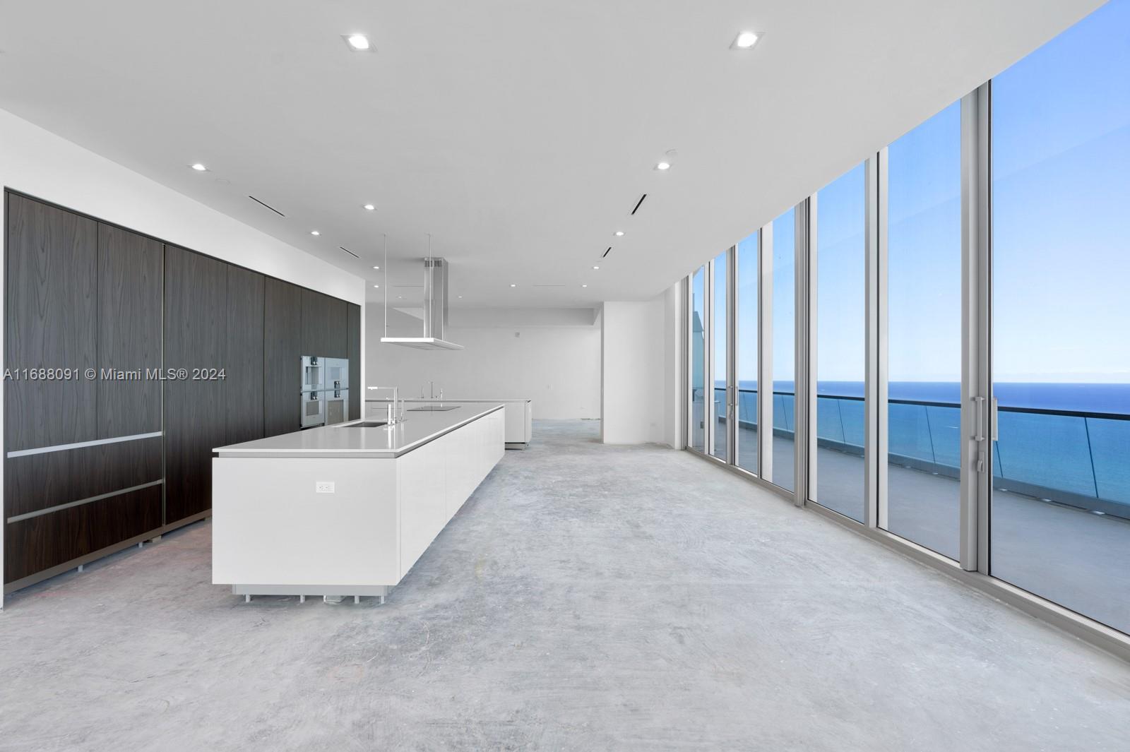 NORTH BISCAYNE BEACH AMEN - Residential