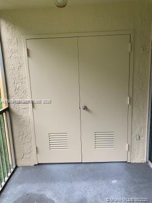 LAS VISTAS AT DORAL CONDO - Residential