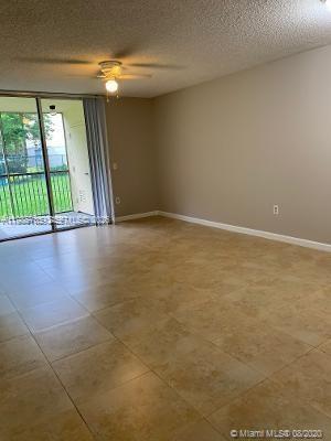 LAS VISTAS AT DORAL CONDO - Residential