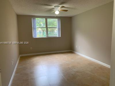 LAS VISTAS AT DORAL CONDO - Residential