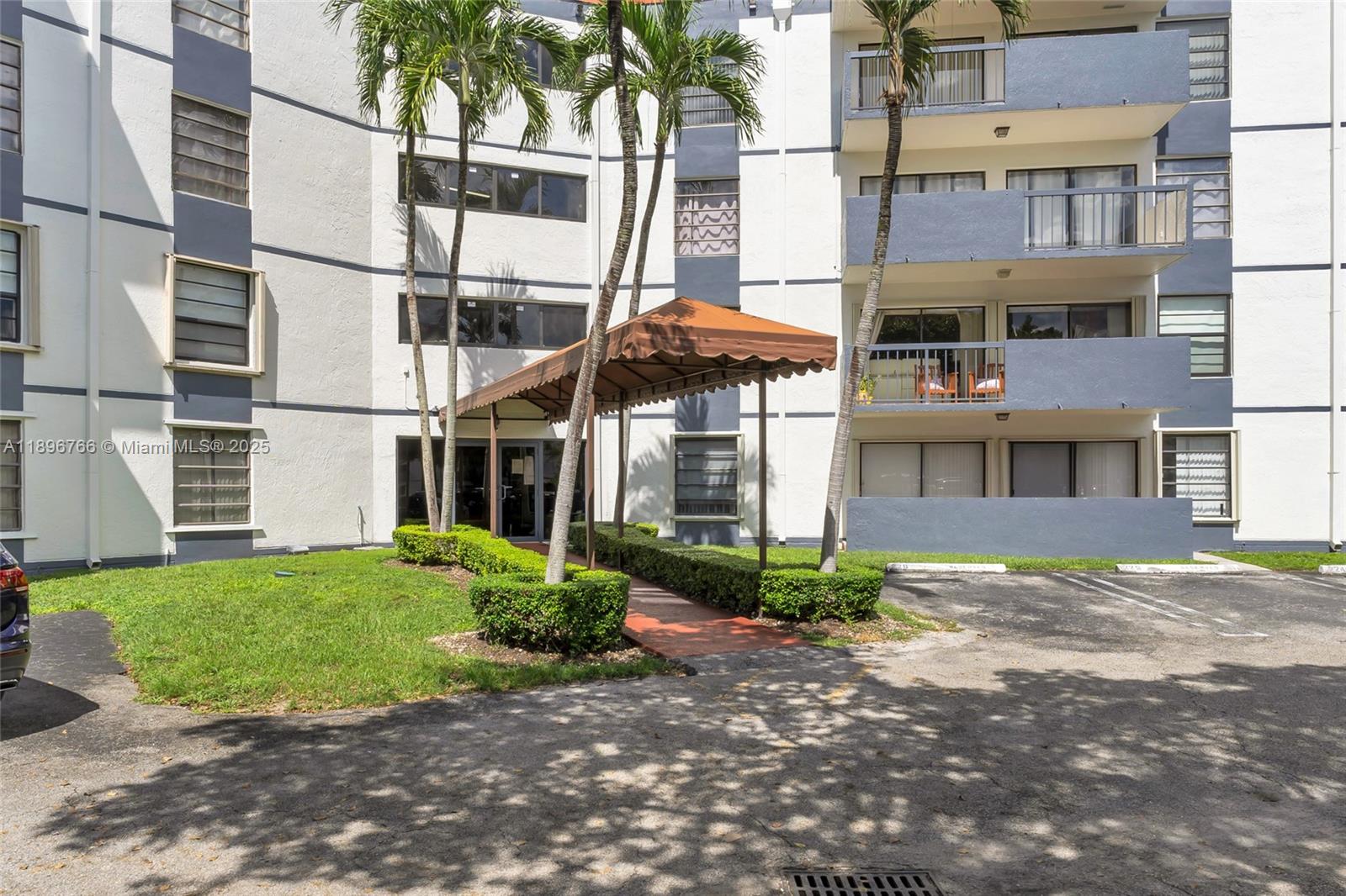 MILLER GARDENS CONDO - Residential