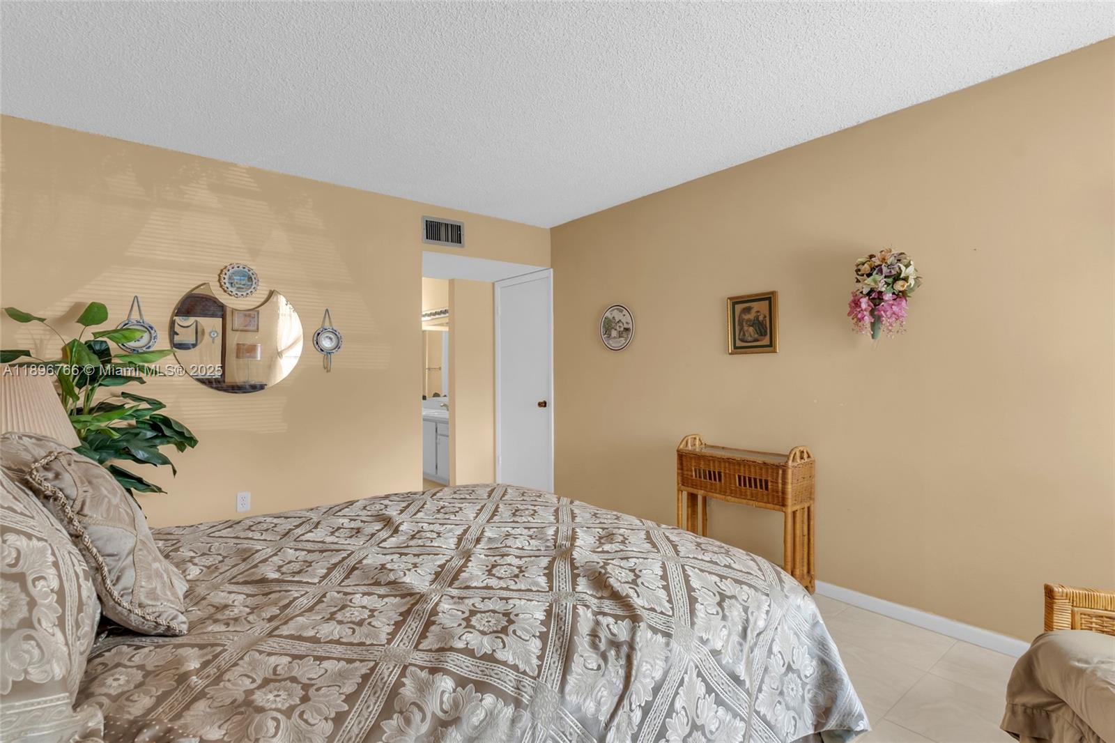 MILLER GARDENS CONDO - Residential