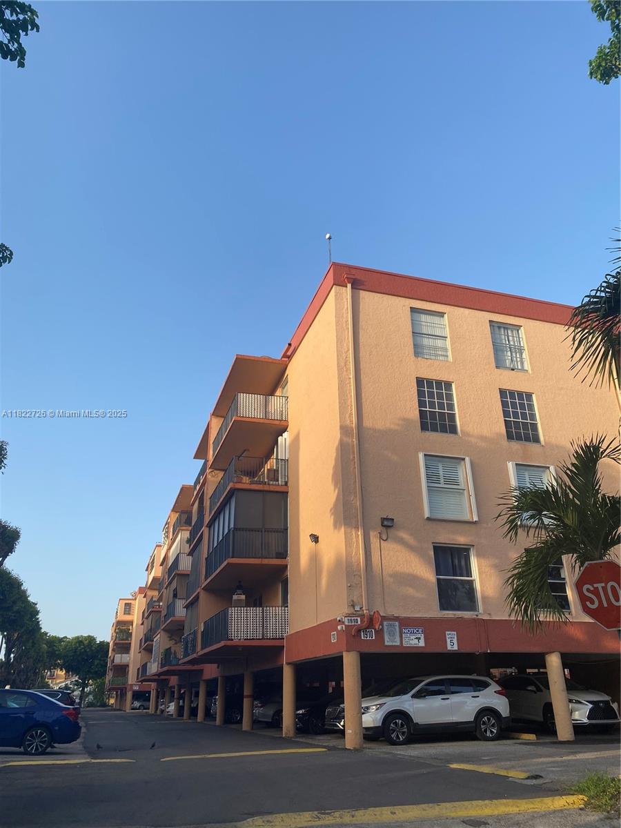 Property for Sale at Address Not Disclosed, Hialeah, Miami-Dade County, Florida - Bedrooms: 3 
Bathrooms: 2  - $315,000