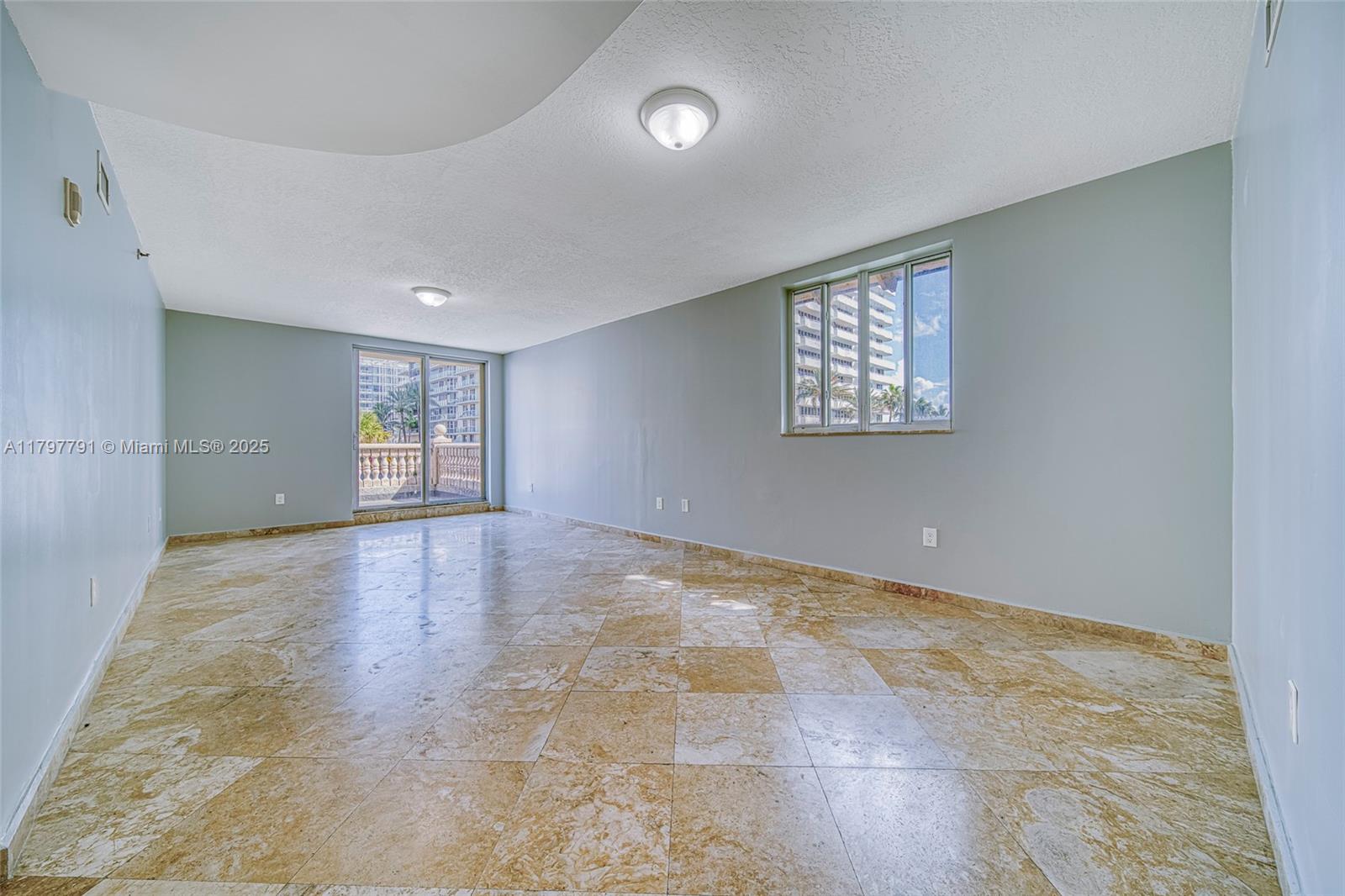SURFSIDE PALMS CONDO - Residential