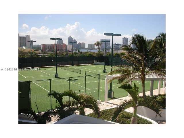 Trump International Beach - Residential