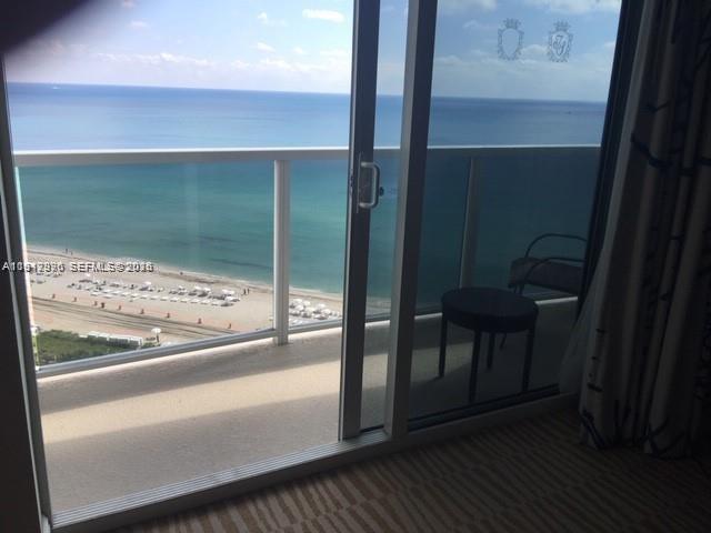 Trump International Beach - Residential