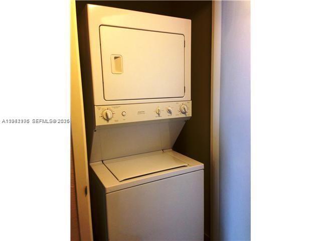 Trump International Beach - Residential