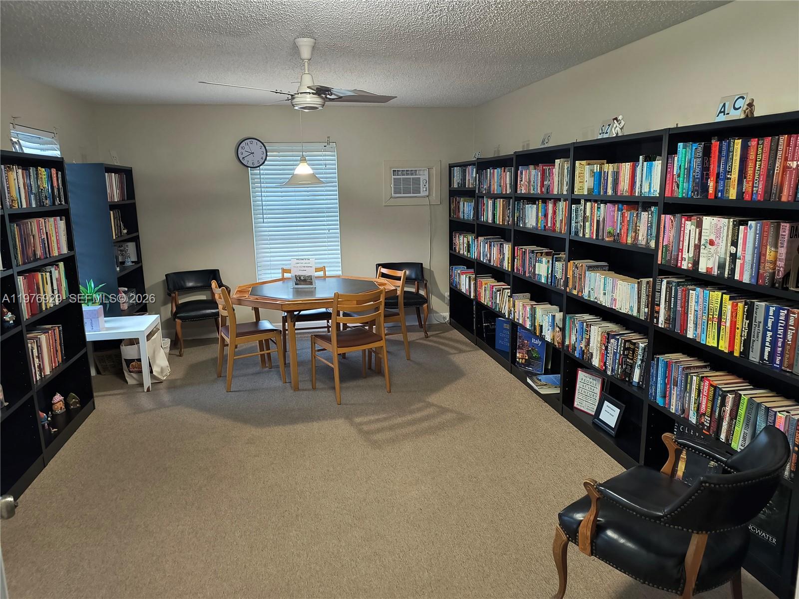 LIMETREE CONDO - Residential