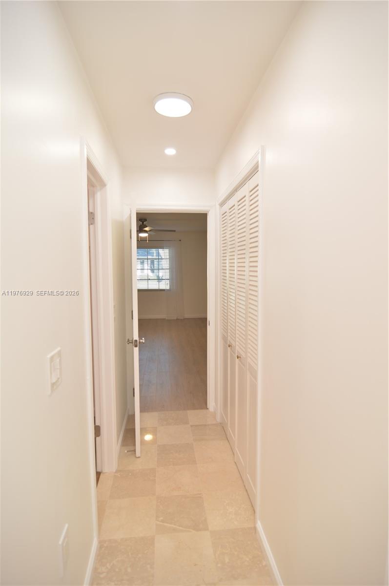 LIMETREE CONDO - Residential