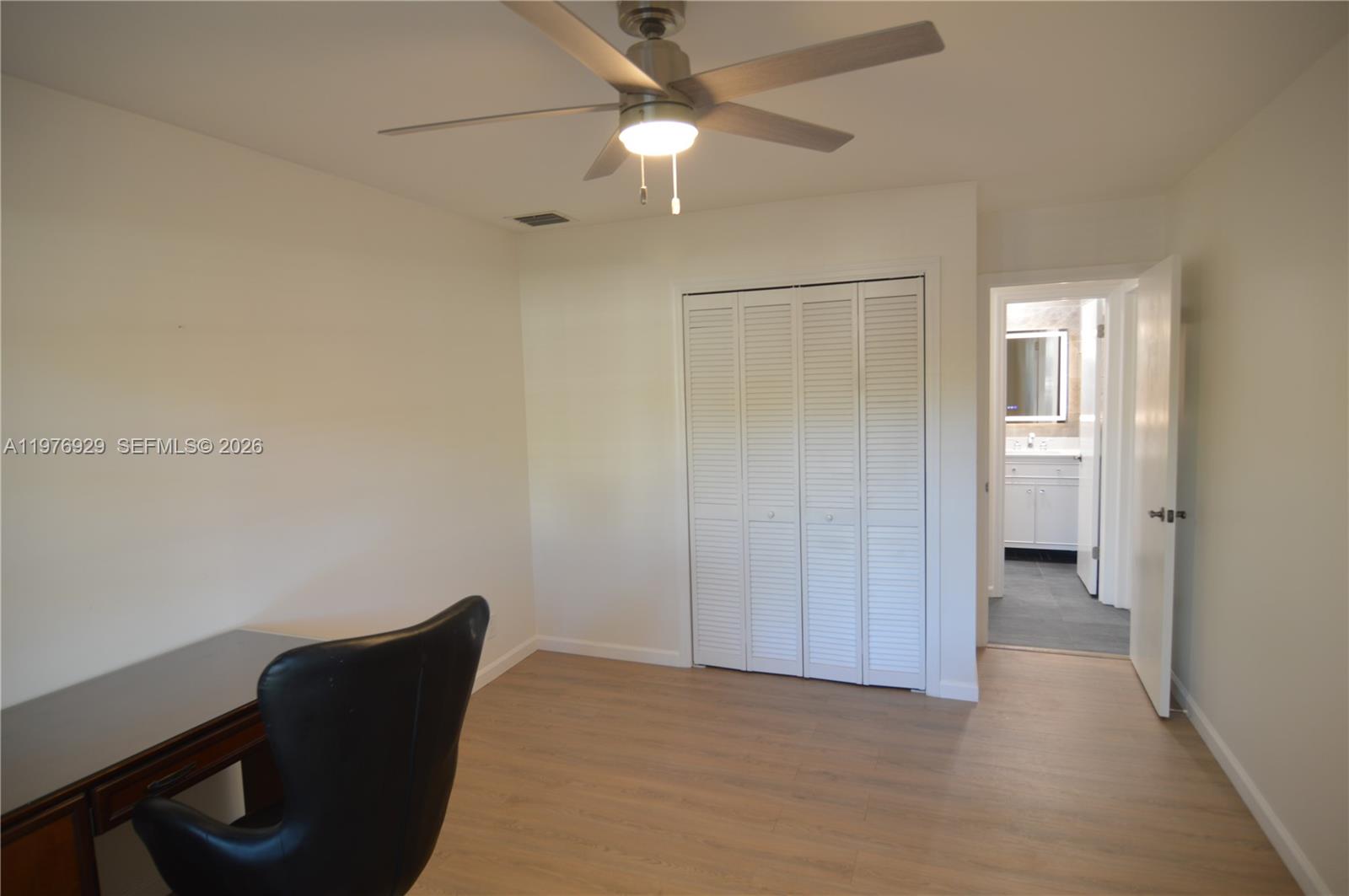 LIMETREE CONDO - Residential