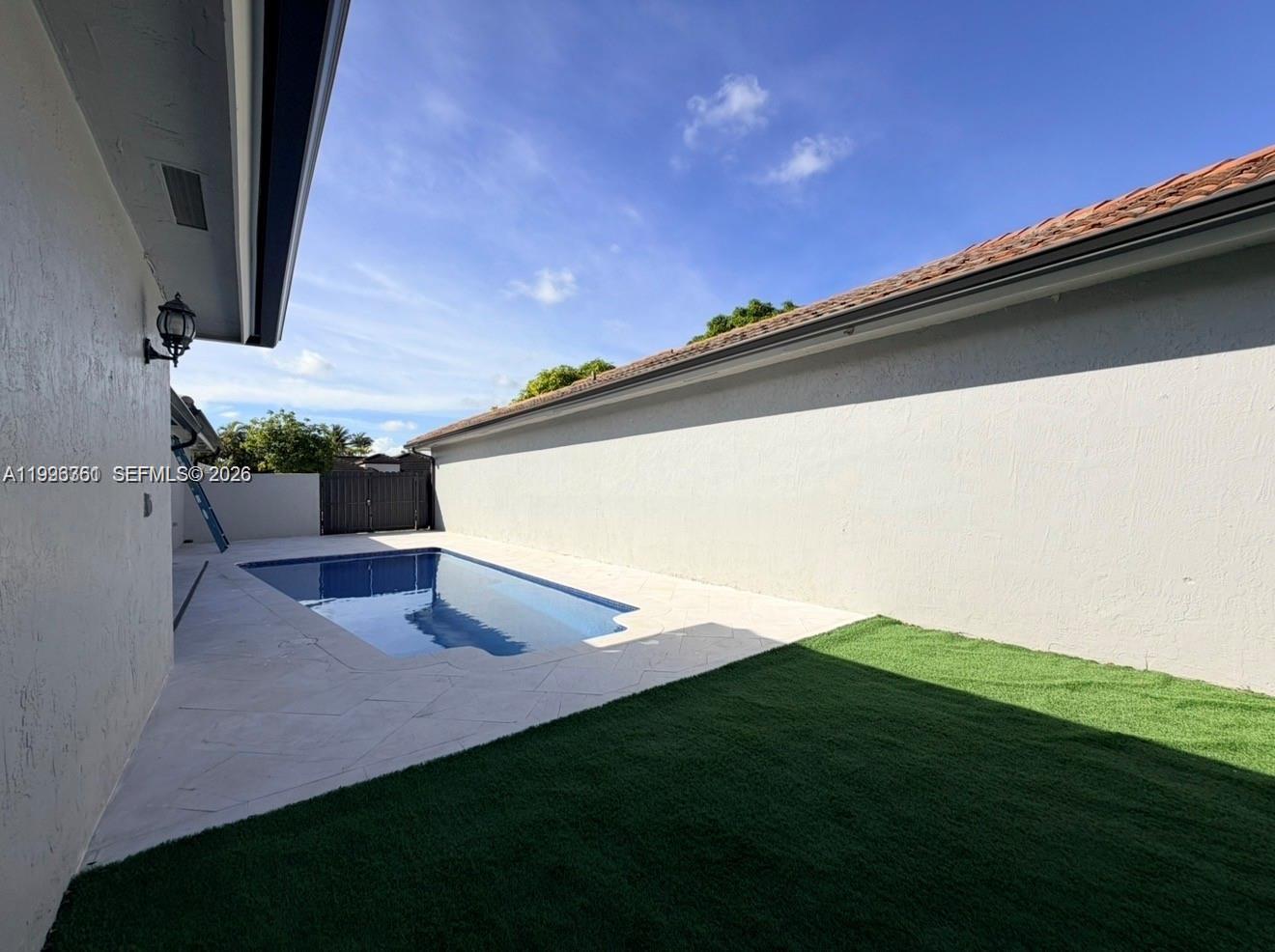 ANDRADE SUB - Residential Lease