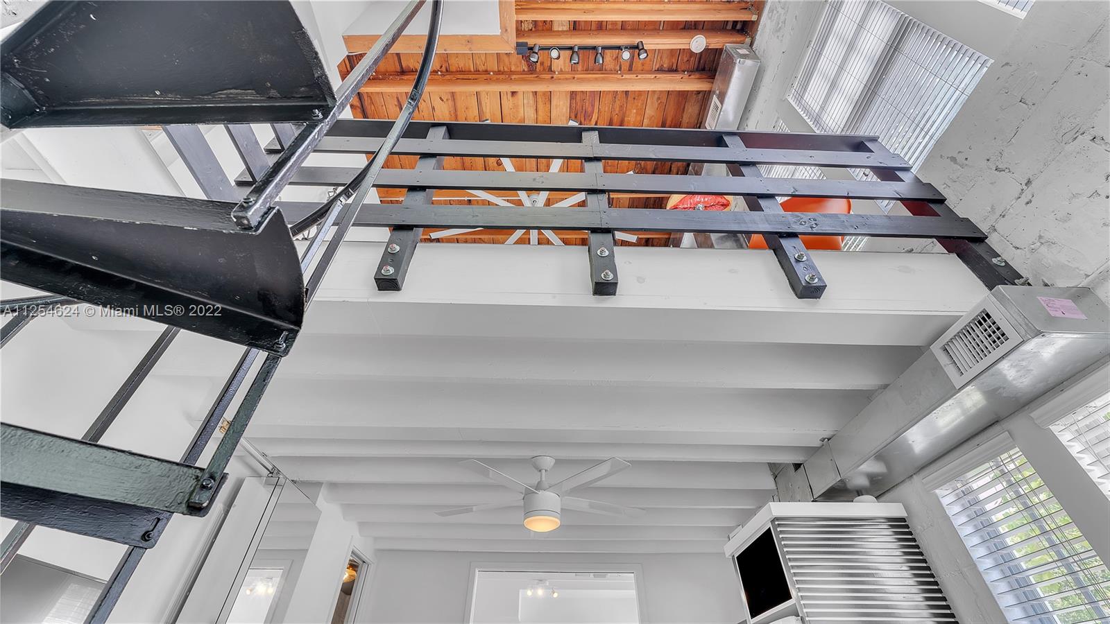 ALL CORNERS CONDO - Residential Lease